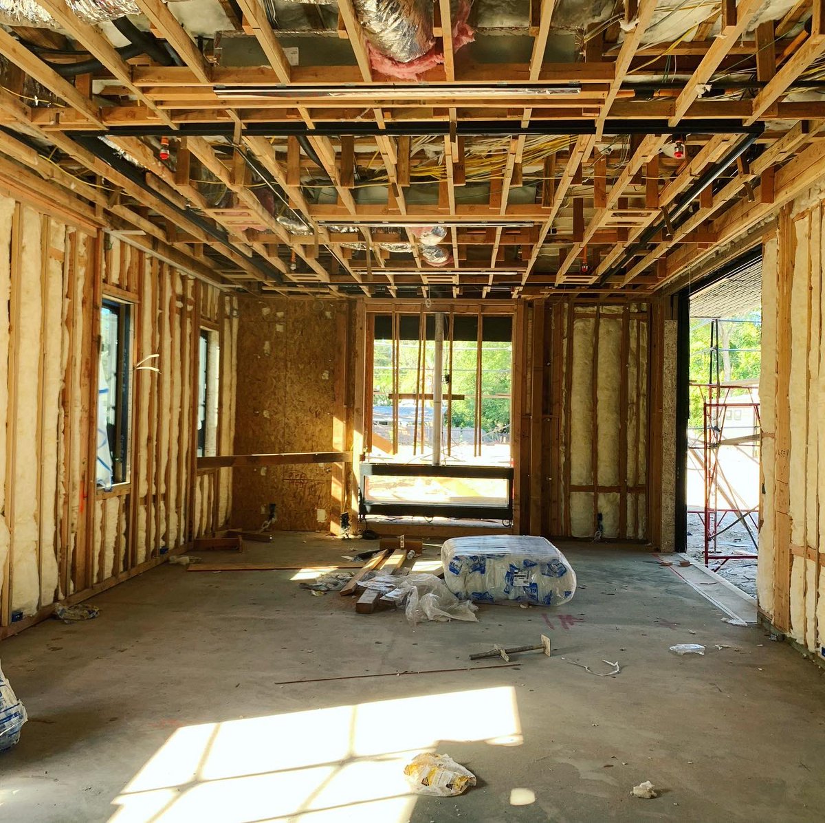 ariabuilding's tweet image. A couple of in progress projects. Our current developments are spread throughout the greater LA area including Echo Park, Mar Vista, West Hollywood, Silverlake, NoHo, Encino, Woodland Hills and many more are about to start. Aria Building Group. #currentdevelopments #newhouse