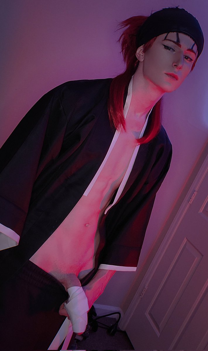 mutilatedmuffin's tweet photo. ㅤ
who here loved the newest season of bleach ?  🤭

#femboy #nsfwcosplay #nsfw https://t.co/7m602csKdw