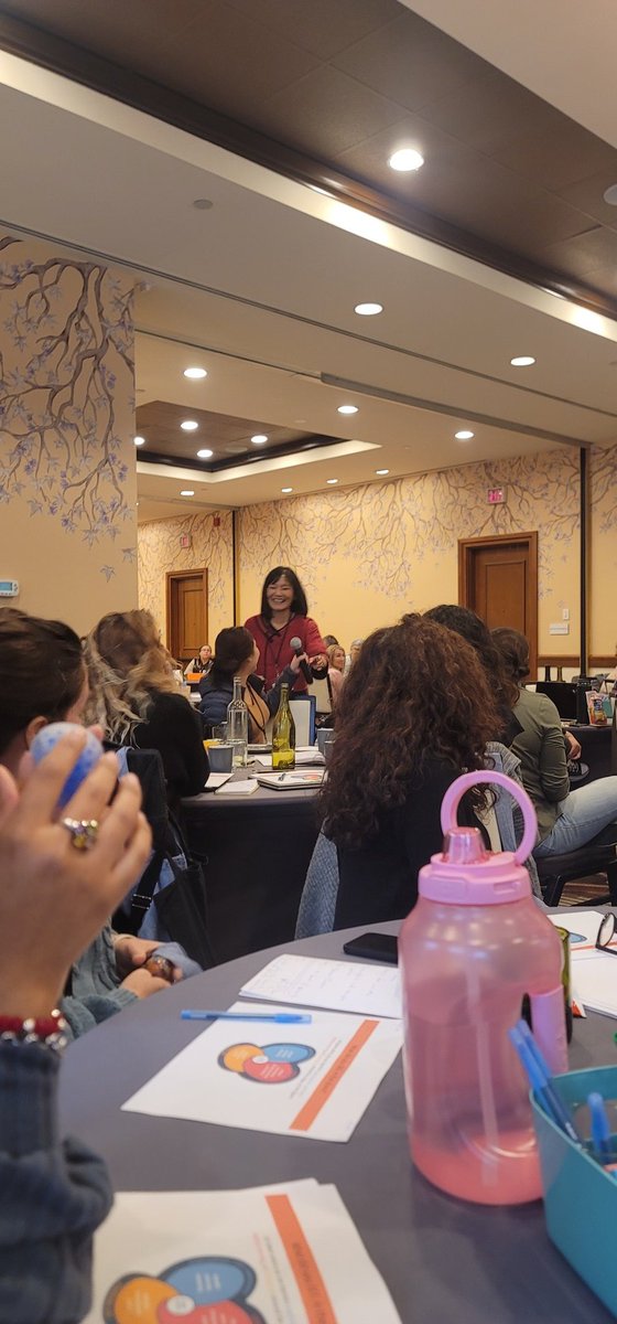 "Make Confusion Normal Again!" YES!!!!!! Thanks, Yvonne-Liu Constant for such a powerful statement about learning environments for all teachers to foster @pedagogyofplay 

#CraftingInquiry <a href="/spearcenterpdx/">Spear Center for Excellence in Teaching</a> <a href="/iborganization/">International Baccalaureate</a>