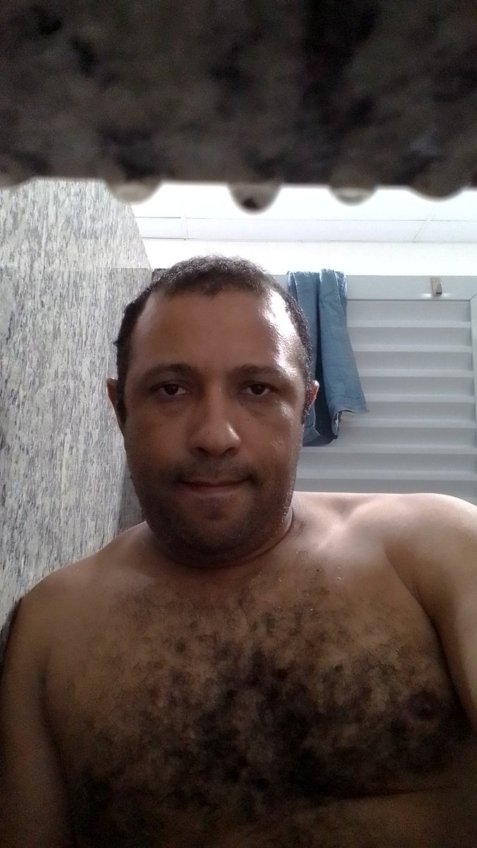 charles61335867's tweet photo. Vamos tomar banho https://t.co/L3FPzxpZBy