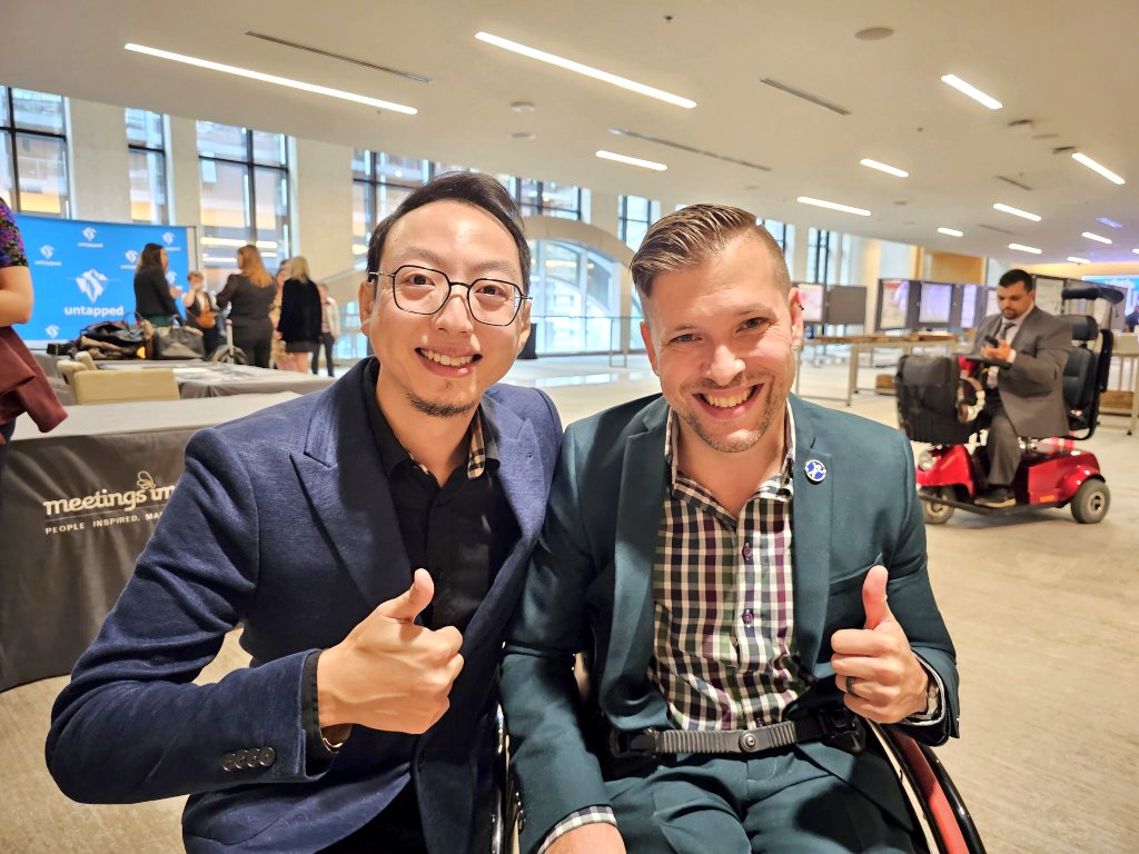 Marco_Pasqua's tweet photo. I have to say, both Yat and I are looking good in a suit as well! Two generations of @AccessEmployers Consultants in 1 photo 😁 https://t.co/Z2fLEAwzKI