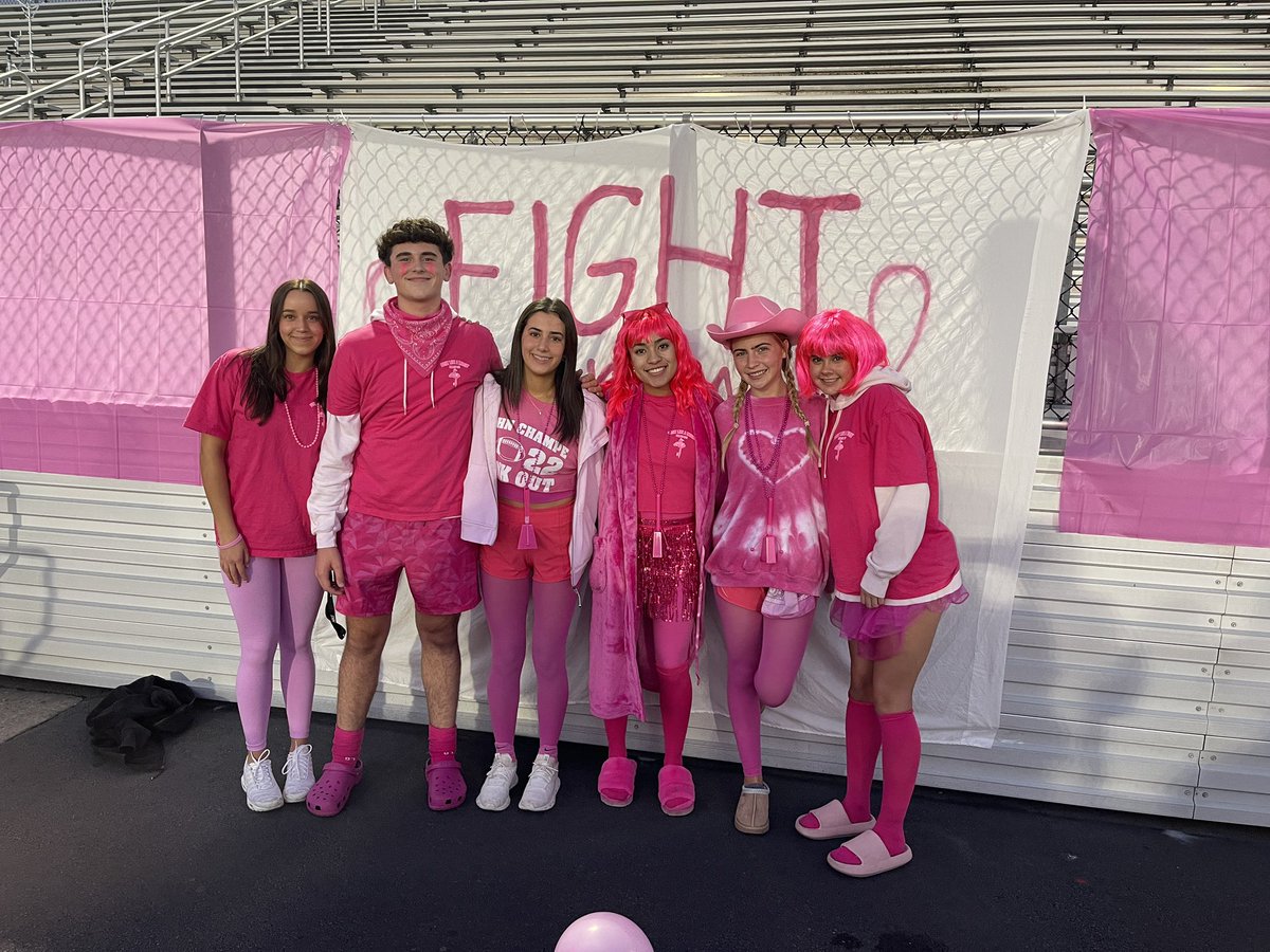 It’s PINK OUT! Join us at Champe Stadium for some Friday Knight Lights!!! #ElevateChampe @SolomonTWright1 @mbonner_Champe @sdavis1908 @MrsA_JCHS @LCPSOfficial @TheChampeAD @ChampeKinz