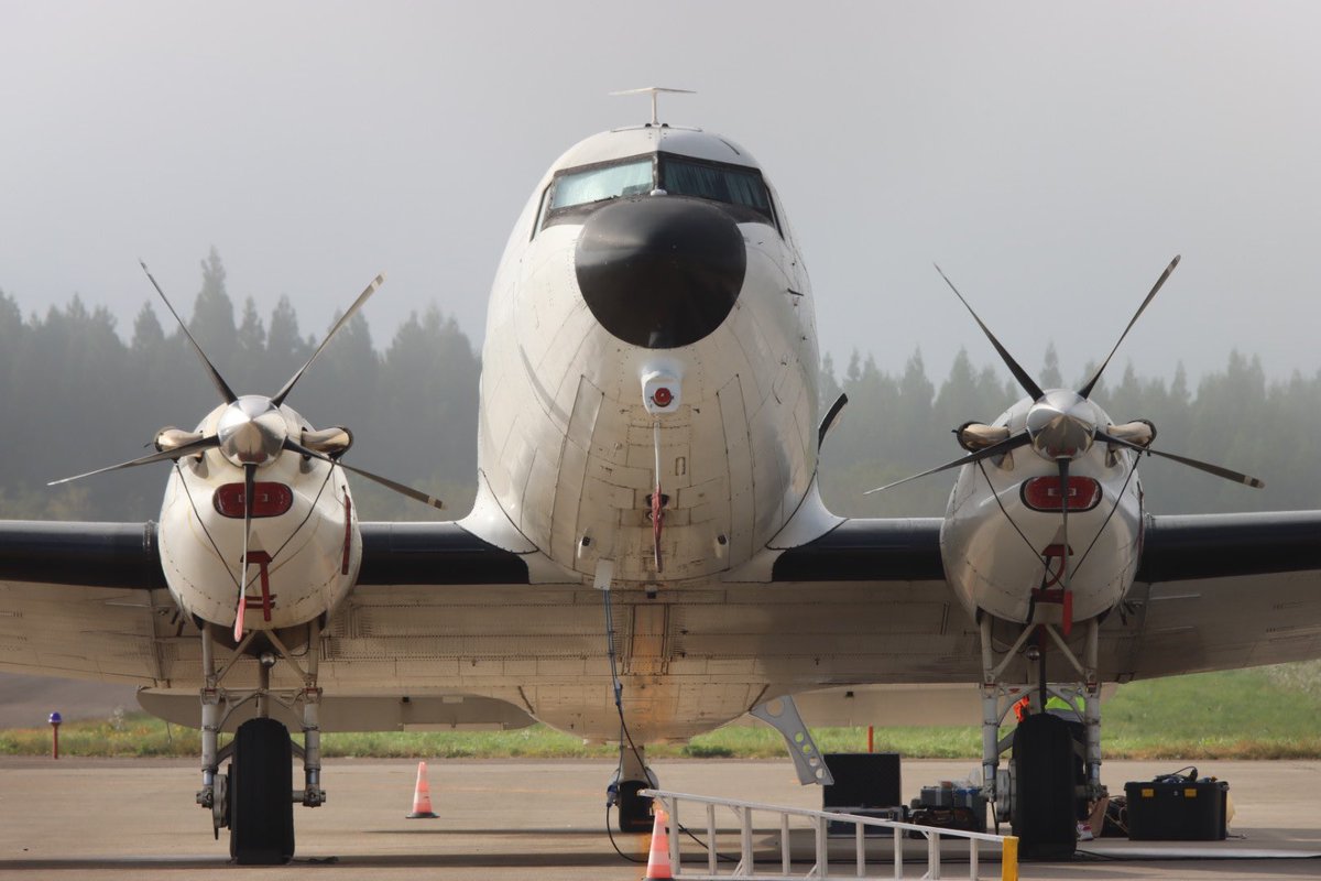 planef16's tweet photo. 大館能代空港にDC-3が🤩
結構大きくてかっこいい
#大館能代空港 #dc3 https://t.co/RHG26himee