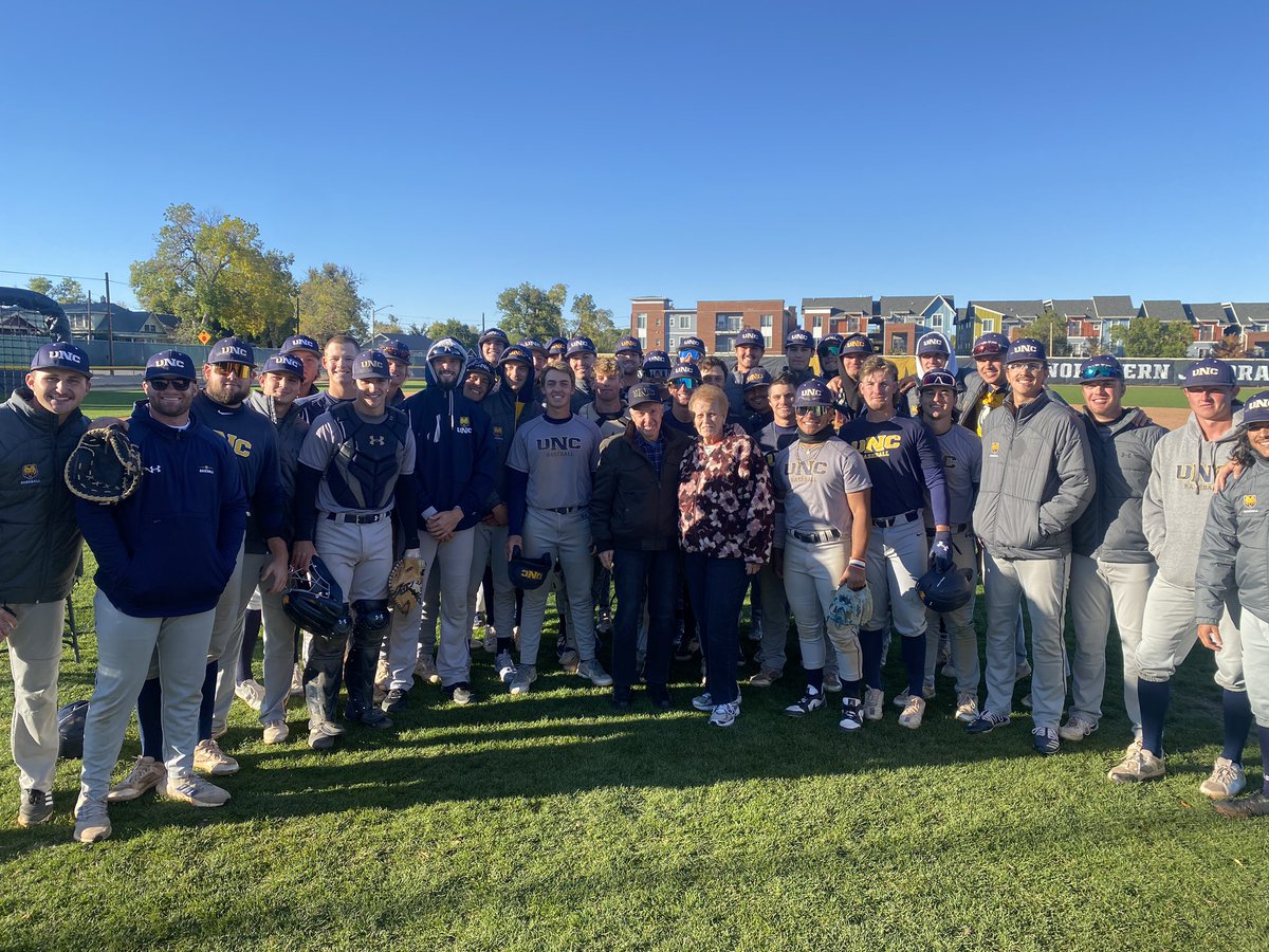 Mike Anderson tweet media