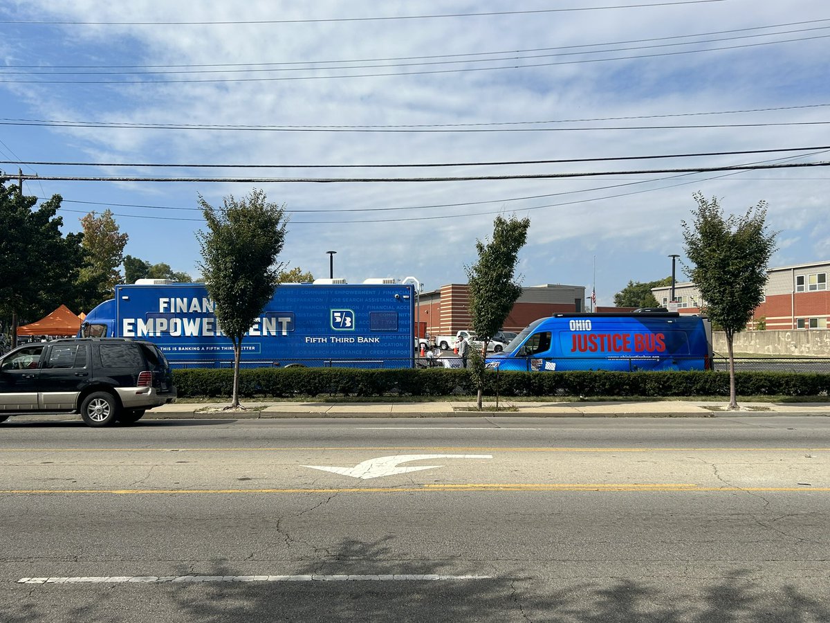 What a wonderful day! Grateful to Fifth Third Bank and our community partners in Cincinnati who made today possible, and the 50+ people who stopped by! We helped people with questions about record sealing, expungement, probate, family, and more!