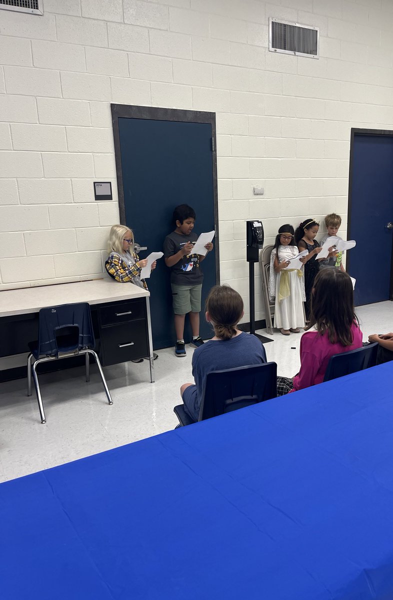 MsCowes's tweet image. Just wrapped up our Greek Mythology unit in style!  Students brought ancient Greek tales to life with captivating performances and enjoyed Greek cuisine. #SoaringInSecond @BCE_BlueJays @jennystrong92 @RoundRockISD @RRISDCurriculum @Kendrick_Lilli