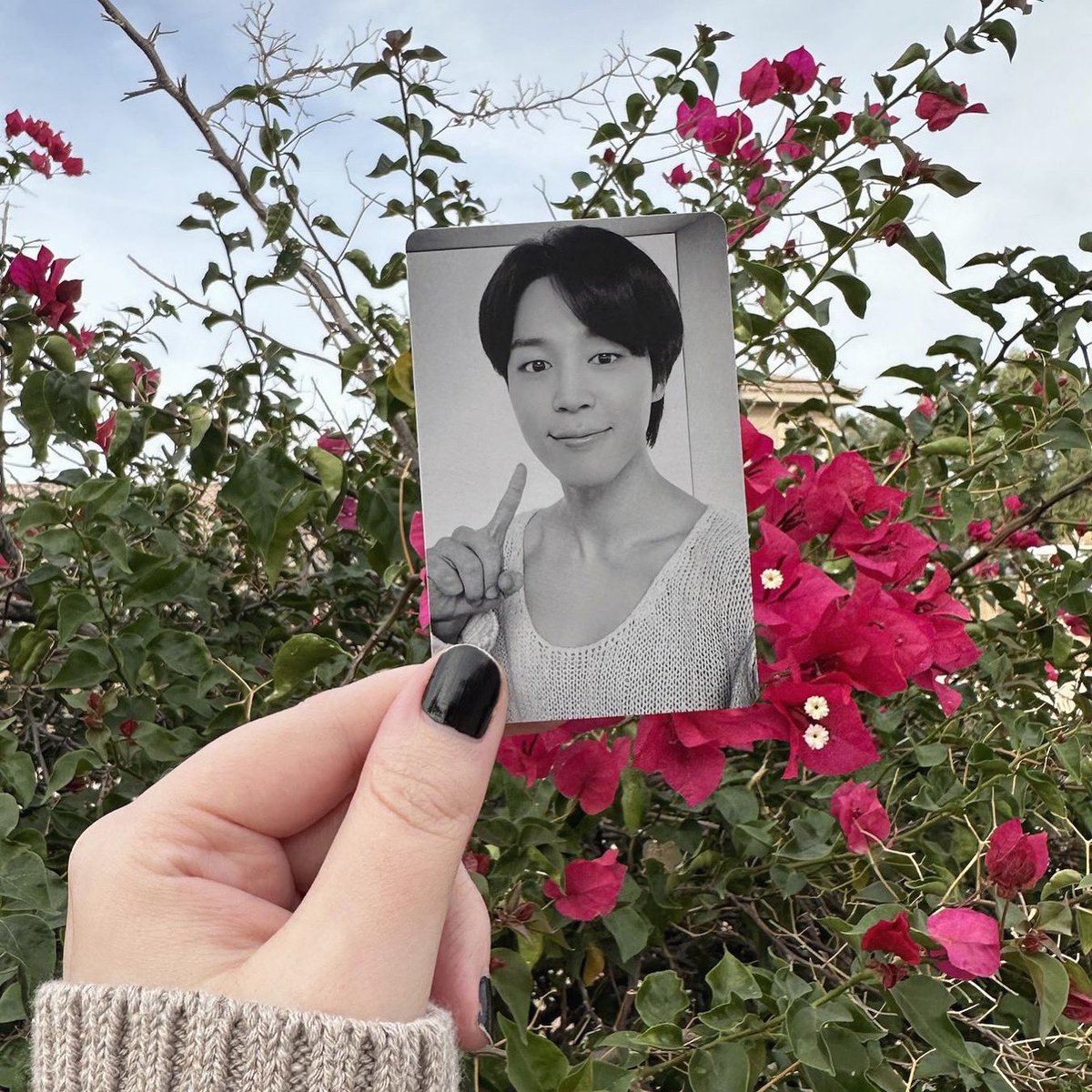 jtotheimin's tweet photo. happy birthday to the personification of love and warmth and kindness. i am so lucky to bias jimin and the world is so lucky to have him + his light 💜 @BTS_twt #HappyJiminDay #OurBelovedJimin #AngelofOctober #1013Blessing https://t.co/72EGNPGEx0