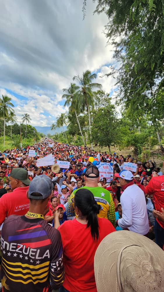 Nicolás Maduro tweet media