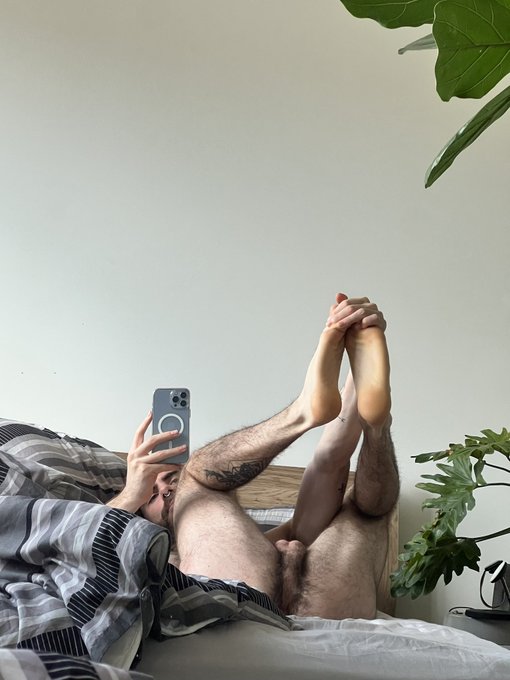 Woke up needing POLE https://t.co/ceJ7rhOJ3q