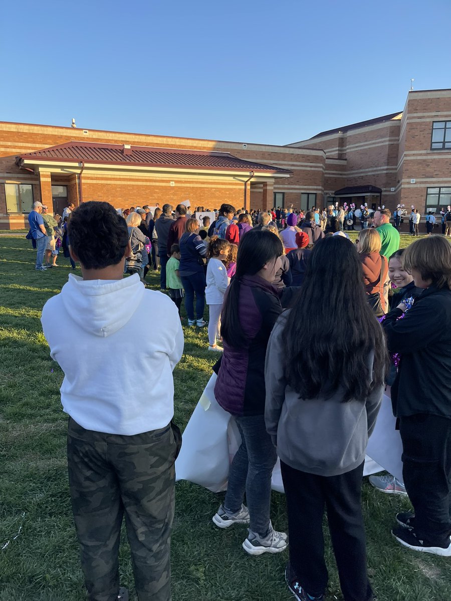 Dr. Carla M. McNeal (@drmcneal_hwms) on Twitter photo Such an amazing time at the Clarksburg Cluster Night! Thank you <a href="/Cburg_Coyotes/">Clarksburg HS šŗ</a> for hosting us! Canāt wait for next year! Good to see you, <a href="/dhshornetsAD/">Cliff Elgin</a> <a href="/DHS_Principal/">Kurt Schneider</a> #DoWellBeWell #ThisIsCommunity Such an amazing time at the Clarksburg Cluster Night! Thank you <a href="/Cburg_Coyotes/">Clarksburg HS šŗ</a> for hosting us! Canāt wait for next year! Good to see you, <a href="/dhshornetsAD/">Cliff Elgin</a> <a href="/DHS_Principal/">Kurt Schneider</a> #DoWellBeWell #ThisIsCommunity
