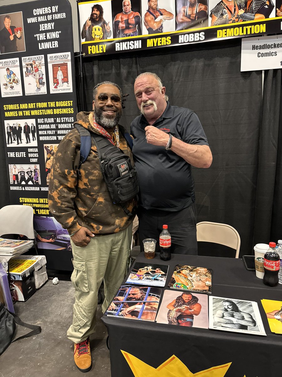 JohnnyFilmmaker's tweet photo. Biggest highlight in recent memory. Grew up watching @JakeSnakeDDT and today got to share words with him as a man. The perseverance, the overcoming, the ownership. Always in the prayers one of the best to ever do it!  #DDT #JakeTheSnake #NYCC2023 #Resurrection #HOF https://t.co/jE2QCmHfJB