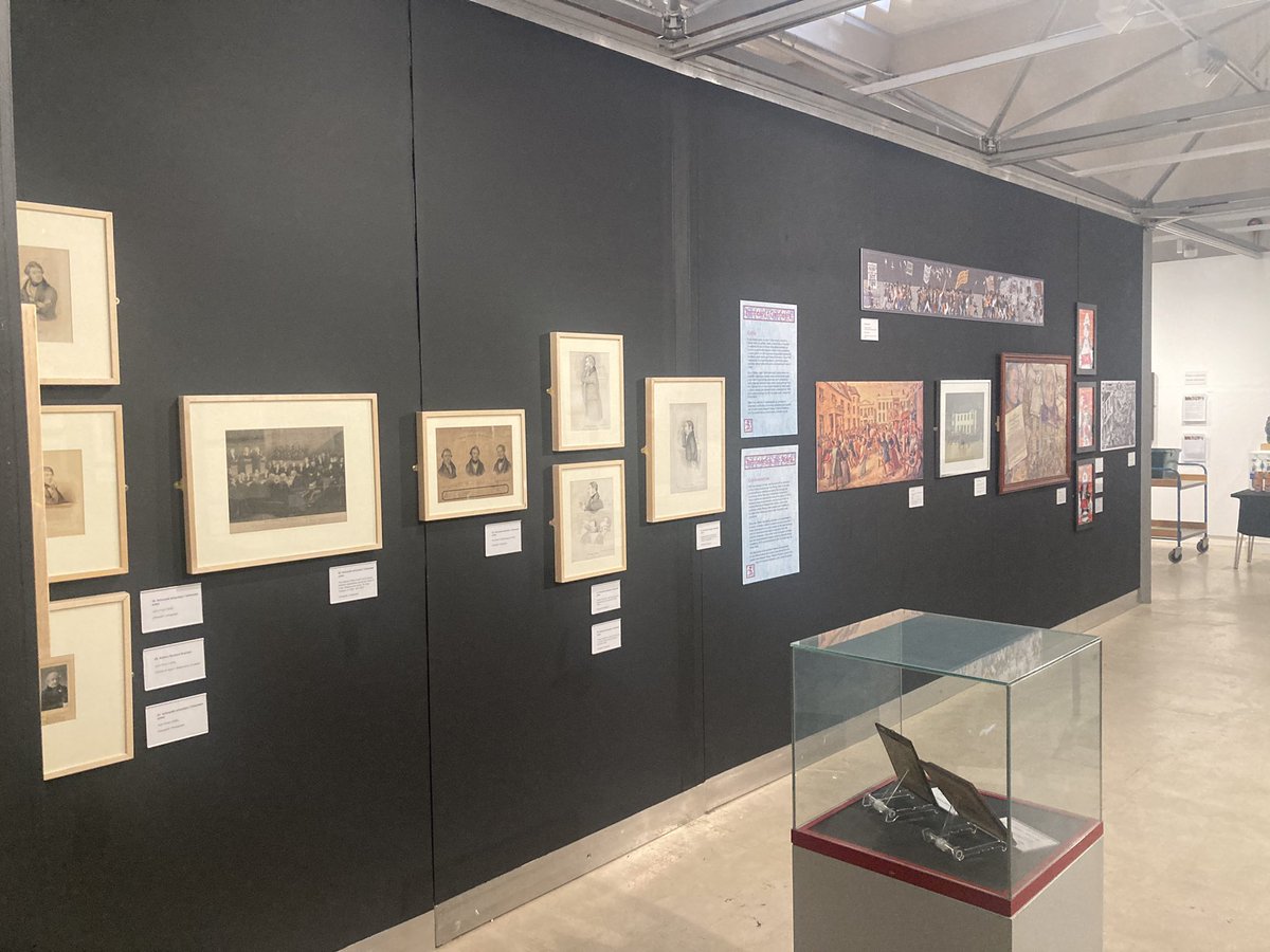 Emma Newrick (@emma_newrick) on Twitter photo Successful opening of “Representing the Rising, Chartism and Art in Newport” this evening <a href="/NewportMuseum/">NewportMuseum</a> A big thank you to all who came along. The exhibition runs until January 13th - perfect lead up to the <a href="/NewportRising/">Newport Rising</a> festival #democracy #ExploreNewport #heritage Successful opening of “Representing the Rising, Chartism and Art in Newport” this evening <a href="/NewportMuseum/">NewportMuseum</a> A big thank you to all who came along. The exhibition runs until January 13th - perfect lead up to the <a href="/NewportRising/">Newport Rising</a> festival #democracy #ExploreNewport #heritage