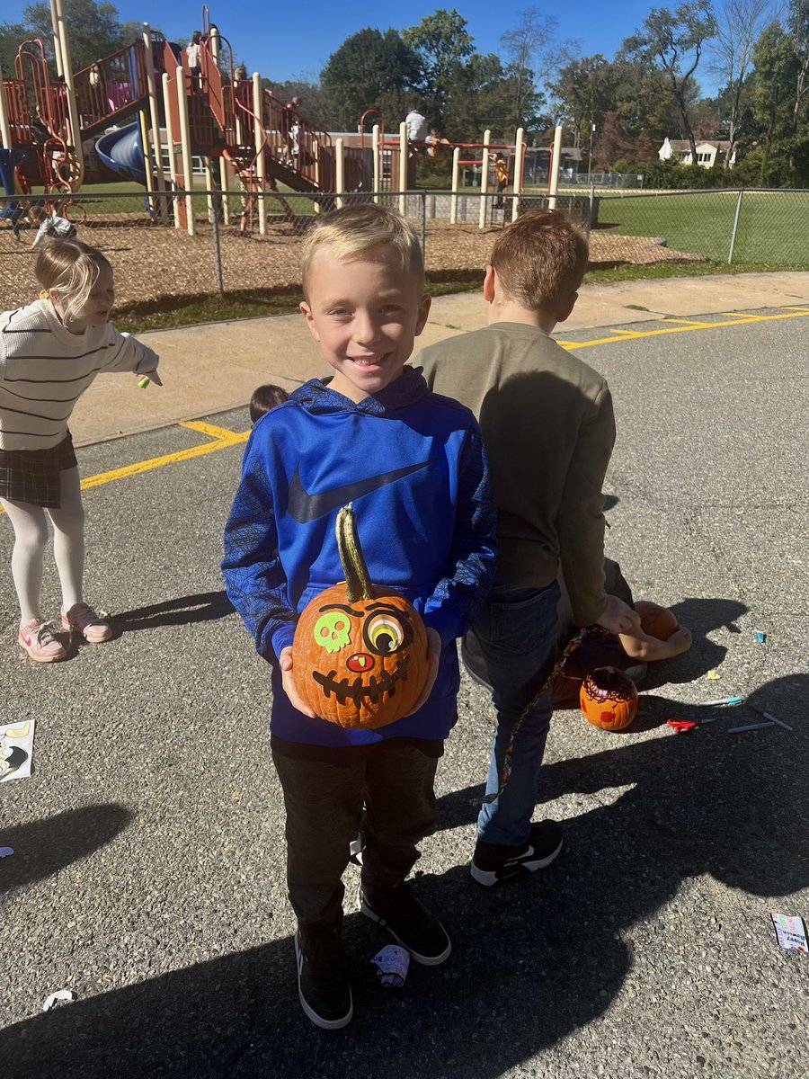 Emily Incledon tweet media