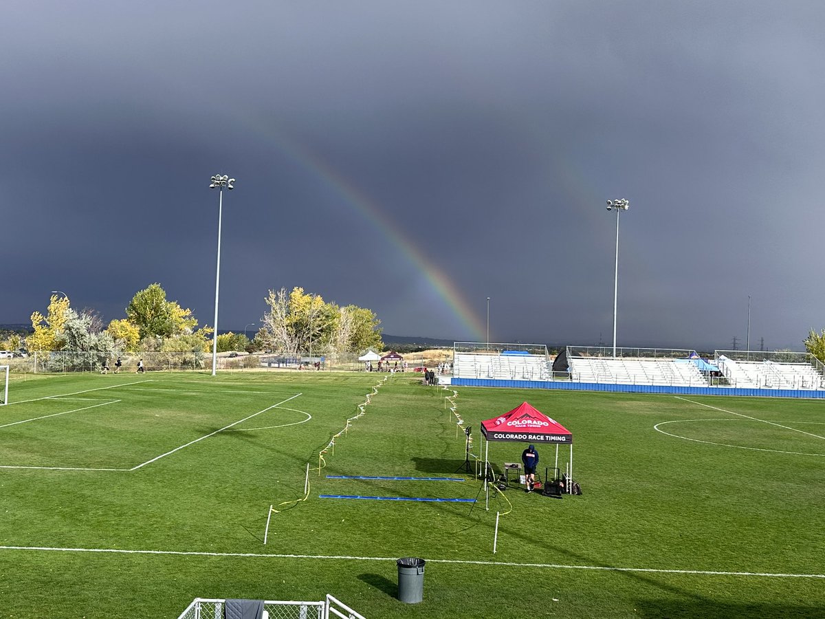 SportsTurfSun's tweet photo. Wednesday ➡️ Jeffco League XC on soccer field, Thursday➡️ ⚽️ DH, one 🏈 , Fri➡️ another ⚽️ DH and one more 🏈. Brings us to 43 soccer, 19 football games, a marching band competition and a cross country meet so far thru week 8. #BestOffice #FieldExperts #Crewof2 https://t.co/mjLjR6Y7uN