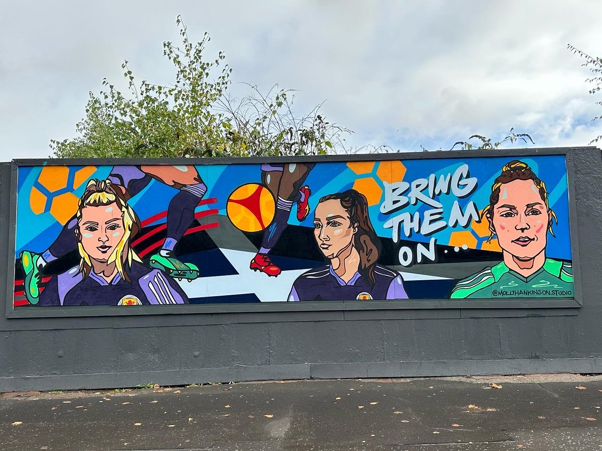 New Mural by ⁦<a href="/molly_hankinson/">Molly Hankinson</a>⁩ and ⁦<a href="/buildhollywood/">BUILDHOLLYWOOD</a>⁩ supporting the Scottish Women’s National Team during the UEFA Women’s Nations League. Featuring players Sam Kerr, Caroline Weir, and Lee Alexander.