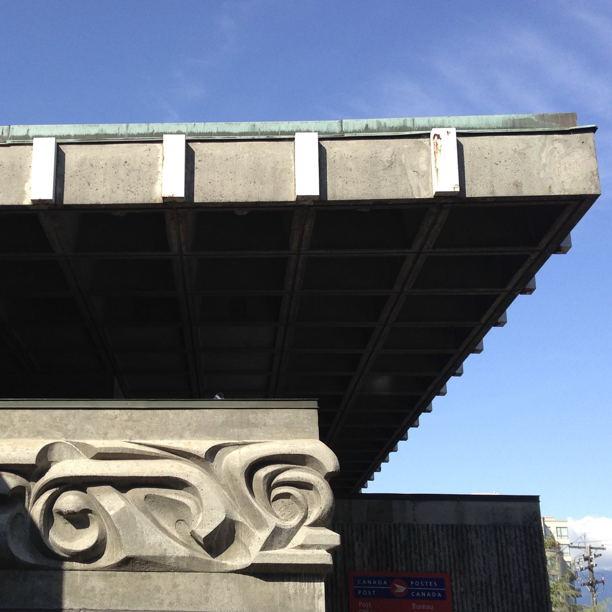ColinC_Design's tweet image. Details from my favourite post office on Pine Street in Vancouver.
Concrete frieze by George Norris, 1967.