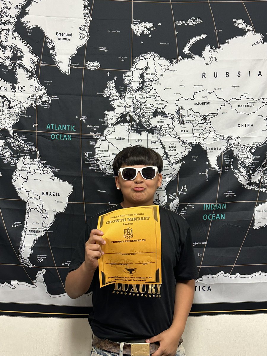 AFBohannon's tweet photo. Lynette, Jose, Noel, and Mia received growth mindset awards this week! We are so proud of these @NorthSideFWISD freshmen! #freshmansuccess @tuckerlct  @ChrisjBarksdale @mannydlc2 https://t.co/70Z7yxSSD0