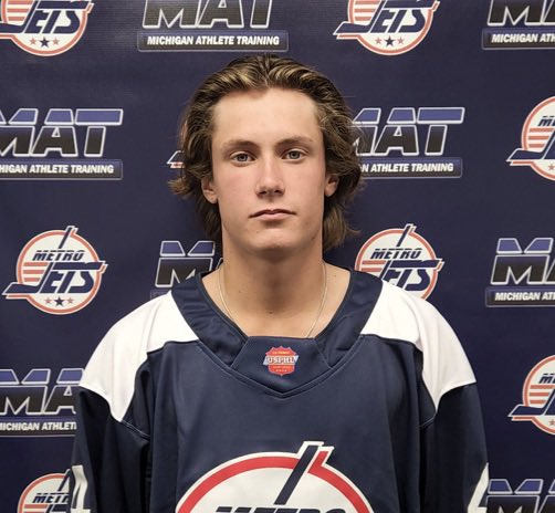 MetroJetsHockey's tweet photo. ‼️ GAME UPDATE ‼️ 

Lucas Millmine scores with 16 seconds left in the third period and the #MJDP holds on to knock off the #MetroJets 3-2!

#PlayLikeBray https://t.co/njm2ByxhAV