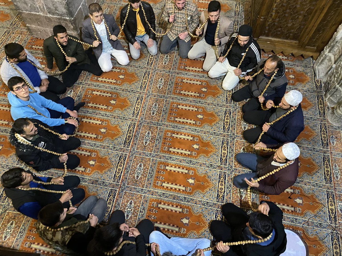 gencsafadeveli's tweet photo. Hicri 680 / Miladi 1282 yılında Selçuklu Hükümdarlarından III. Gıyaseddin Keyhüsrev zamanında Siva Sitti Hatun tarafından yaptırılan ve tam bir sanat eseri olan Sivasi Hatun Camii’ni ziyaret ettik. Sanat eseri işlemeleri ve verdiği mesajlarla kendisine hayran bırakıyor.

# https://t.co/Sa4xrYbVTo