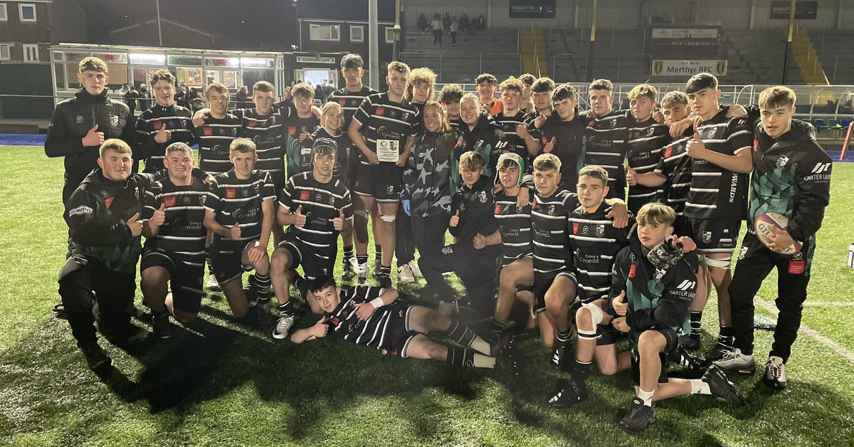 PontyPSRU's tweet photo. Thank You to @rugby_msr for a bruising encounter tonight. Tonight’s @PontypriddPrint Player of the Match is Lucca Alexander - White 💪🏉⚫️⚪️🌭 @PontypriddRFC @USW_SandC @uswsporttherapy https://t.co/I3A6uFaQMr