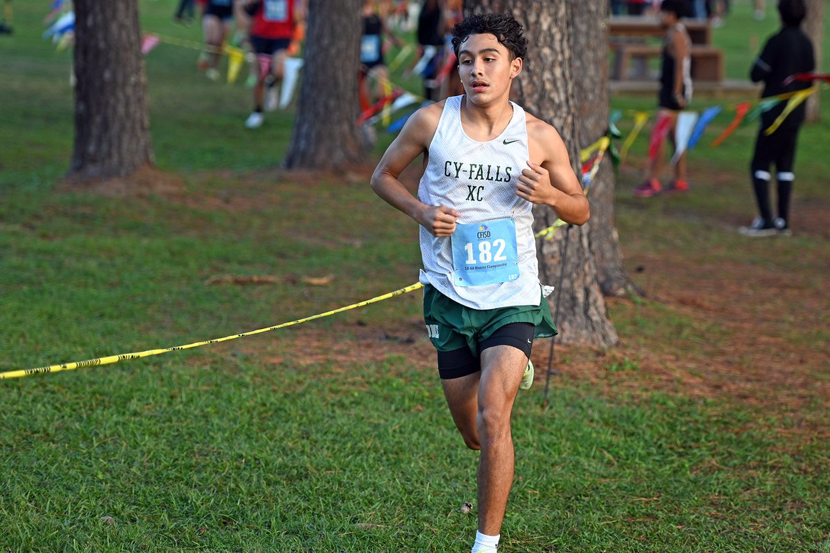 District 16-6A held its championship races Friday at Spring Creek Park.

On the boys' side, Bridgeland claimed the team title. The Bears advance to regionals alongside Cypress Springs and Cypress Ranch. #CFISDspirit 🏆🎉