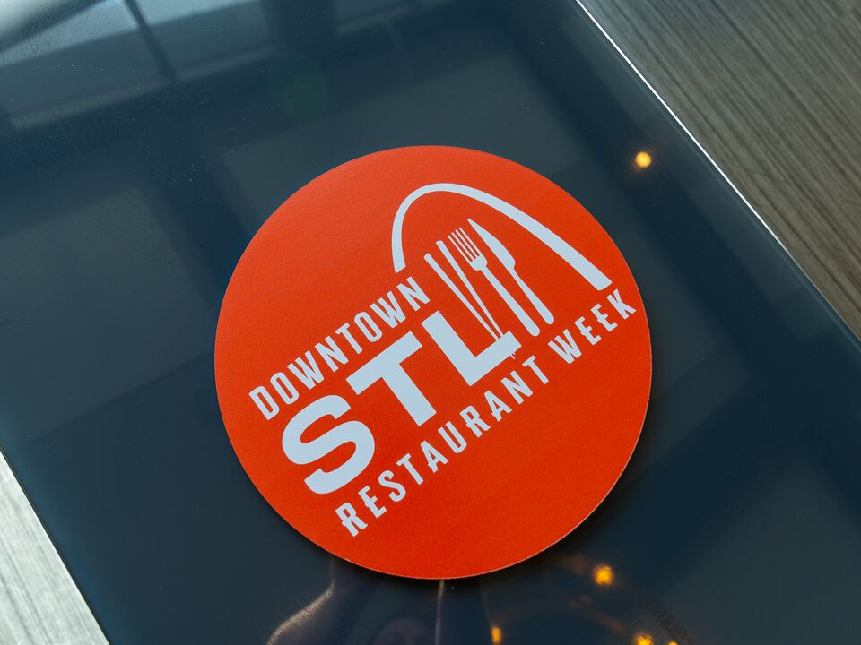 explorestlouis's tweet image. Downtown St. Louis Restaurant Week starts next Monday! 35+ locations are participating with specials, discounts and prizes. 🍔 Learn more here, foodies: explstl.us/3PYsh90
#stlfood #stlproud #downtownstl #stlmade #stlrestaurantweek @DowntownStLouis @GreaterSTLinc