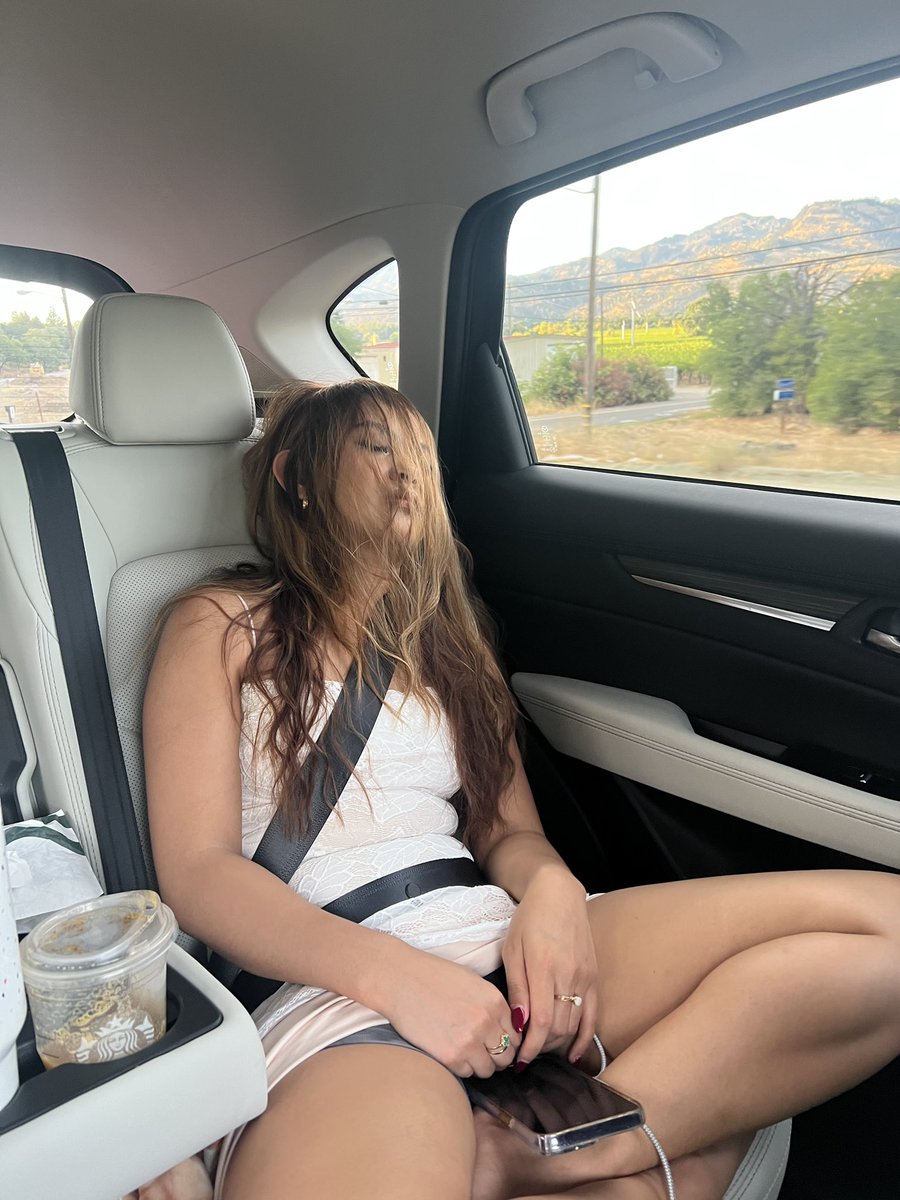 its_angelzz's tweet photo. long day https://t.co/MyExiRUlD4