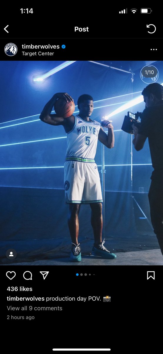 wolvesboxscores's tweet photo. Ive found the one and only flaw in Anthony Edwards… #SOCKSGATE https://t.co/QHyJHWdgXS