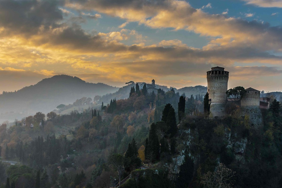 FrancineSegan's tweet image. Congratulations Emilia-Romagna! Named the 2023 Region of Honor by @niaforg National Italian-American Foundation. For more info about visiting NIAF’s 2023 Region of Honor: emiliaromagnaturismo.it/en
@ERTourism