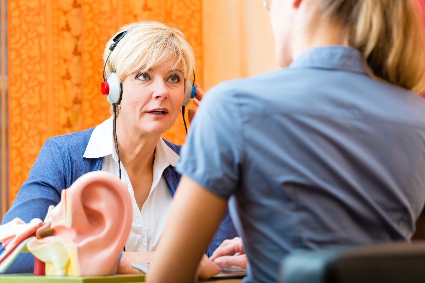 LlcWendy's tweet photo. October is Audiology Awareness Month!
Hearing loss affects 48 million Americans, but many people wait up to 7 years to get their hearing tested.
If you suspect that you or a loved one are experiencing symptoms of hearing loss, give us a call at 505-898-2474 to schedule a test! https://t.co/TNrMWvrlOs