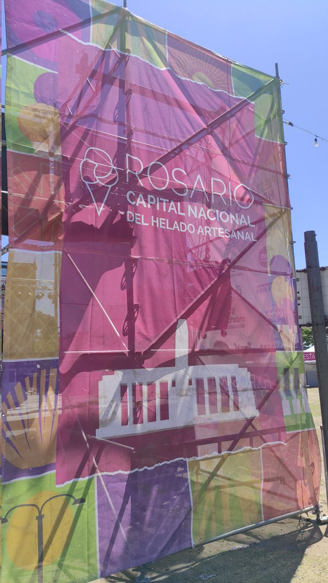 KovacevichOk's tweet photo. ☀️Fin de semana XXL con gran ocupación en toda la provincia de #SantaFe 🧳.

🤝Acompañamos el lanzamiento del pasaporte turístico 🛥️🚃, que incluye un city tour por la ciudad y el cruce a la isla para vivir la experiencia de la #Rosario urbana y el río.

#vivisantafe #turismo https://t.co/pCF2IPJUf4