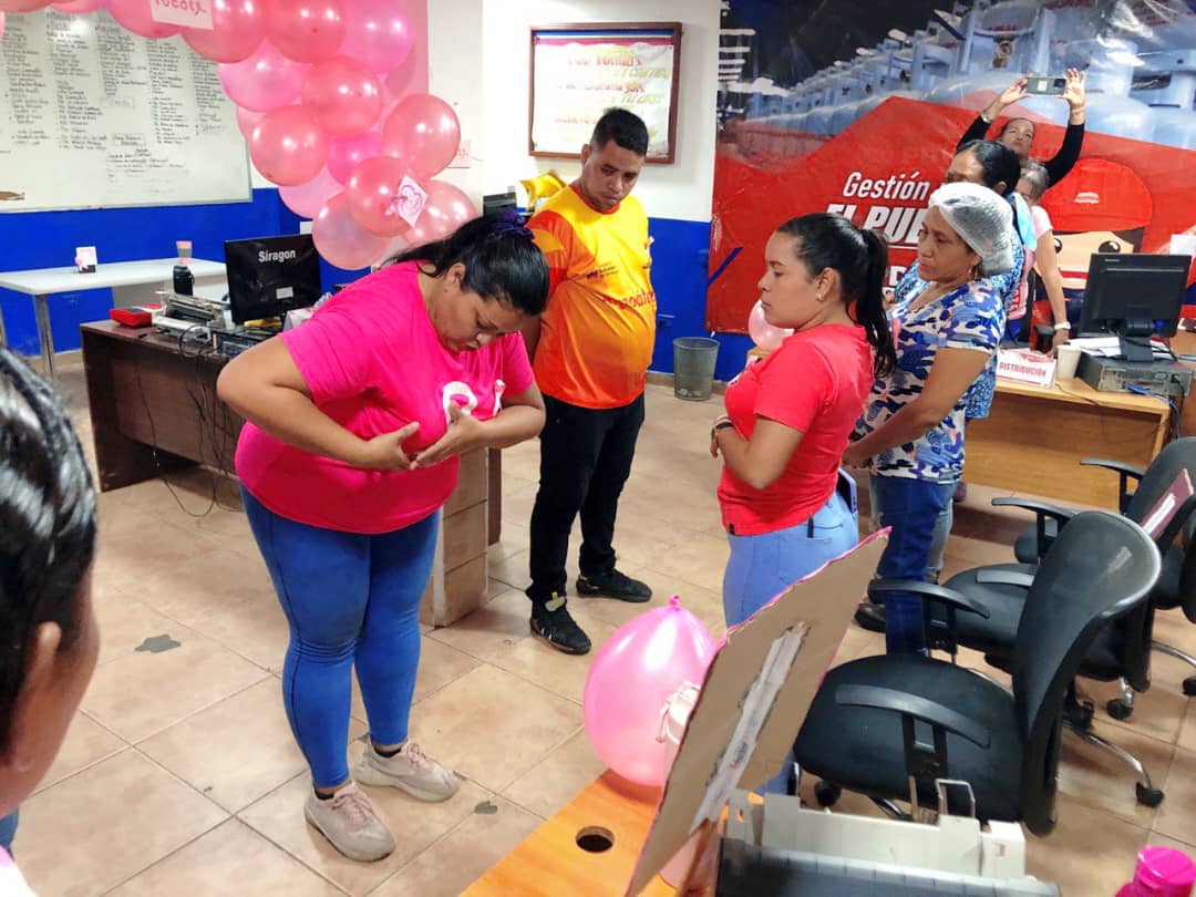 gas_anzoategui's tweet photo. 🎀 #MesRosa ||  Trabajadoras y Trabajadores gasíferos del CDT Barcelona participaron en el taller sobre la importancia de ll autoexamen en conmemoración al mes de la lucha contra el cáncer de mama. 

@NicolasMaduro
@luismarcanos

#13octobre
#VenezuelaEsVinotinto https://t.co/Q4mQsWThsv