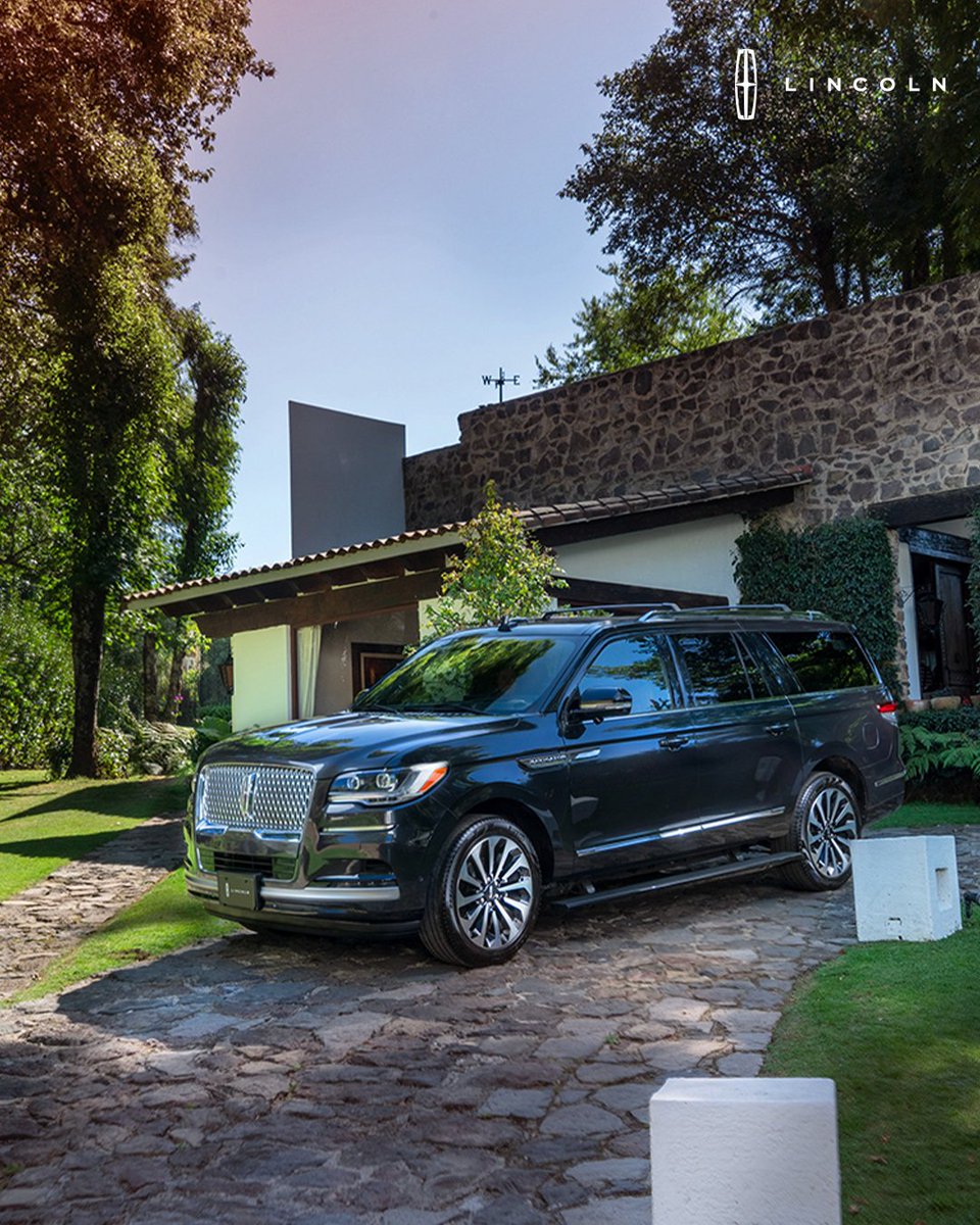 LincolnInterGP's tweet photo. Ver tu #LincolnNavigator y volverse a enamorar de ella cada día. Conoce más de ella: https://t.co/mOE1nYy7ln https://t.co/O4JvkS91ru