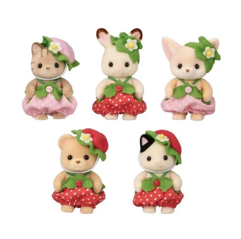 SoftnessDaily's tweet photo. strawberry babies 🎀 https://t.co/hI401BTRA2