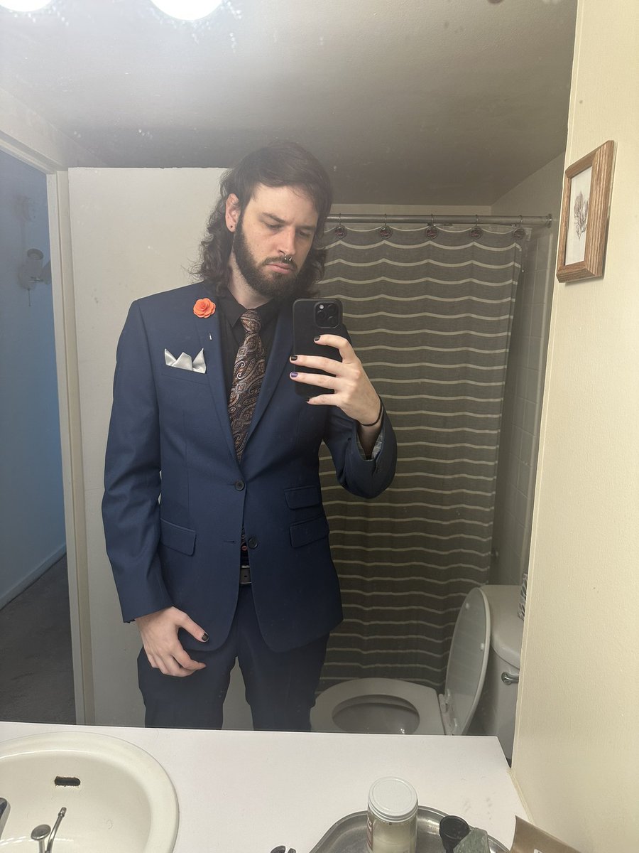 TMNTyler's tweet photo. I’ll officiate your wedding https://t.co/AhTjDweW0S