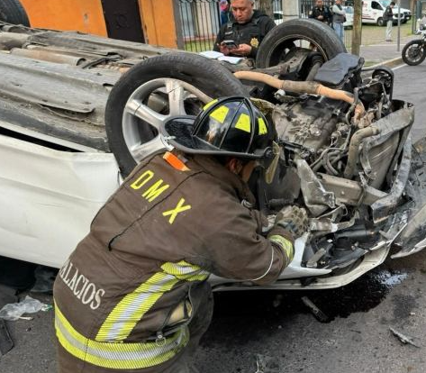 ApoyoVial tweet media