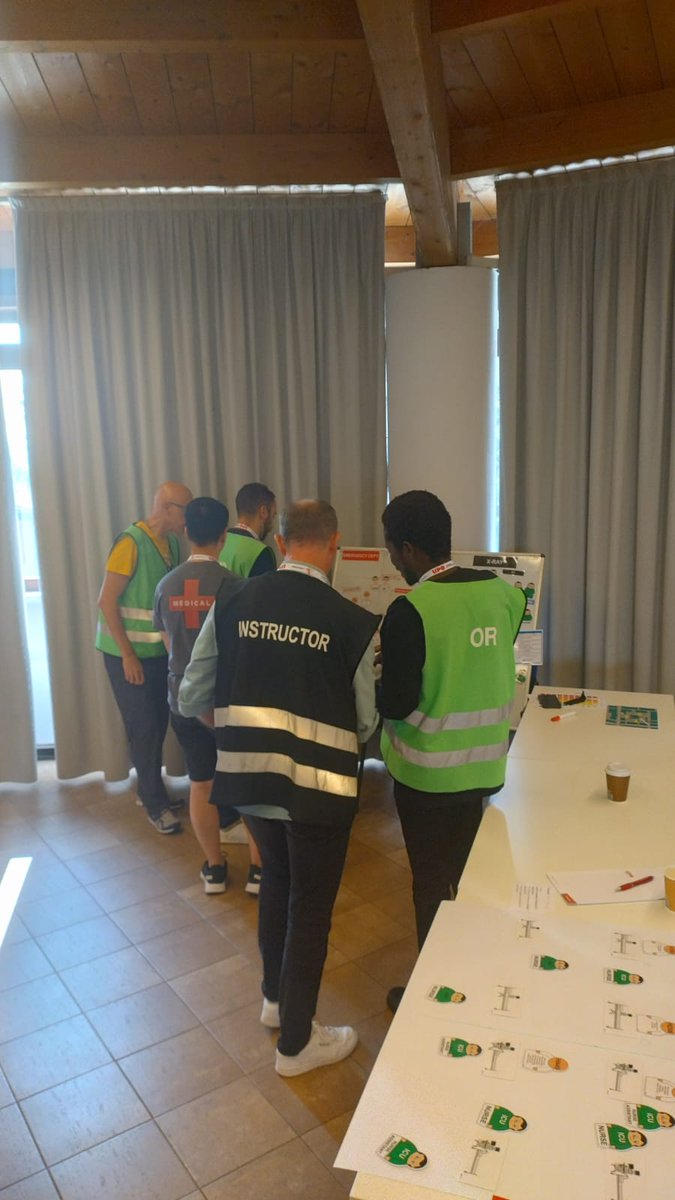 CRIMEDIM's tweet image. Among #EMDM23's tasks were #EmergoTrainSystem, instructed by Karin Moscicki and Johan Hornwall, and hands-on practice sessions with #virtualreality #simulation on mass casualty triage and #prehospital #response, facilitated by #CRIMEDIM. 
More on dismedmaster.com