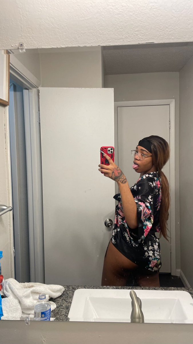 TayWay023's tweet photo. YKWTFGO #telegram #content #loyalfans #creator #freak #pussy https://t.co/UKDjcQ8CFV https://t.co/Vu0cnIgZAL