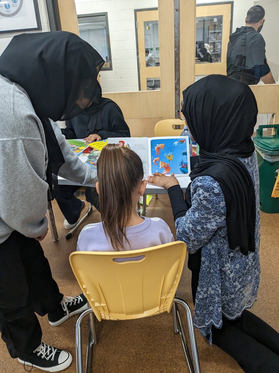 We got to meet with our grade 8 buddies again this week and enjoyed reading books together.  We are enjoying our weekly period with our big buddies! <a href="/DesmondHDSB/">Viola Desmond Public School</a> <a href="/MrJolly07469254/">Mr. Jolly</a>