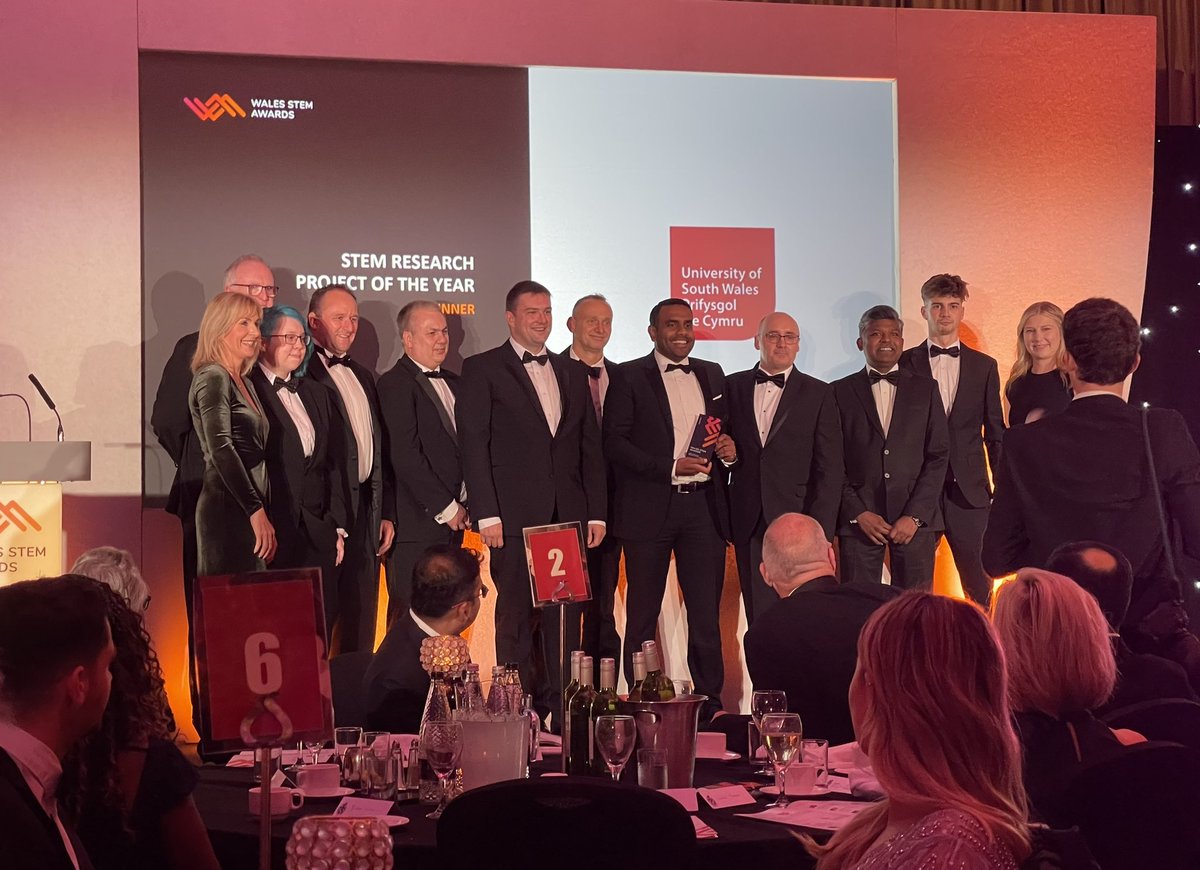 Amazing! 🥳 <a href="/UniSouthWales/">University of South Wales</a> win the STEM Research Project of the Year at the Wales STEM Awards! ⭐️
<a href="/USWResearch/">USWResearch</a>
#WalesSTEMAwards
