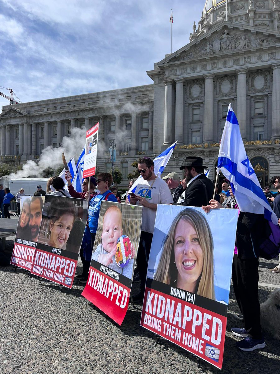 IsraelinSF's tweet photo. Today’s Bring Them Home rally in San Francisco Civic Center. It was a beautiful show of support in the face of brutal terrorism. We are praying for every individual taken hostage and for their families and friends awaiting news. #StandwithIsrael https://t.co/ec6HLt3g1A