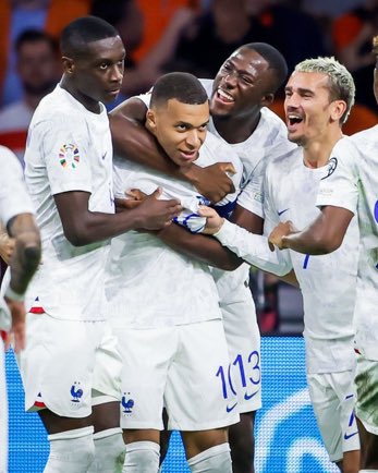 Oblock101's tweet photo. France, Belgium and Portugal book their tickets to Euro 2024 🎟️
#NEDFRA #AUSBEL #PORSVK #Euro2024Qualifiers #EURO2024
Wizkid #SoarSuperEagles Osihmen*Iheanacho*Emir of Qatar*Davido*Big Wiz*Going to War for Israel*Chef Chi*Victor Boniface*South Gaza*Saudi .
#NoBraDay for Israel https://t.co/TGgRaykh9G