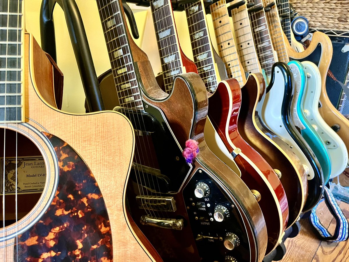 Since I play an acoustic 95% of the time, I get the feeling of walking through a nice guitar shop every time I have  a moment to play one these.