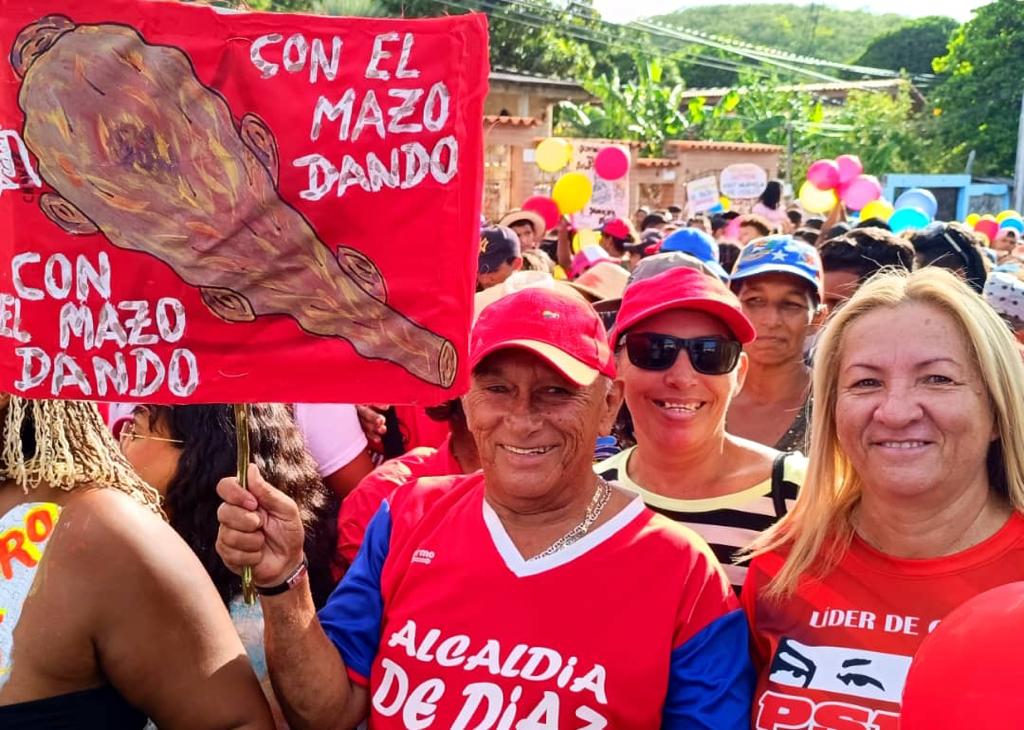 Nueva Esparta 🚩

Pueblo del municipio Díaz se movilizó en respaldo al presidente <a href="/NicolasMaduro/">Nicolás Maduro</a> y para reivindicar los derechos históricos sobre el territorio de la Guayana Esequiba. 

<a href="/PSUV_NE/">PSUV NUEVA ESPARTA</a> 
#PsuvEnLaCalle