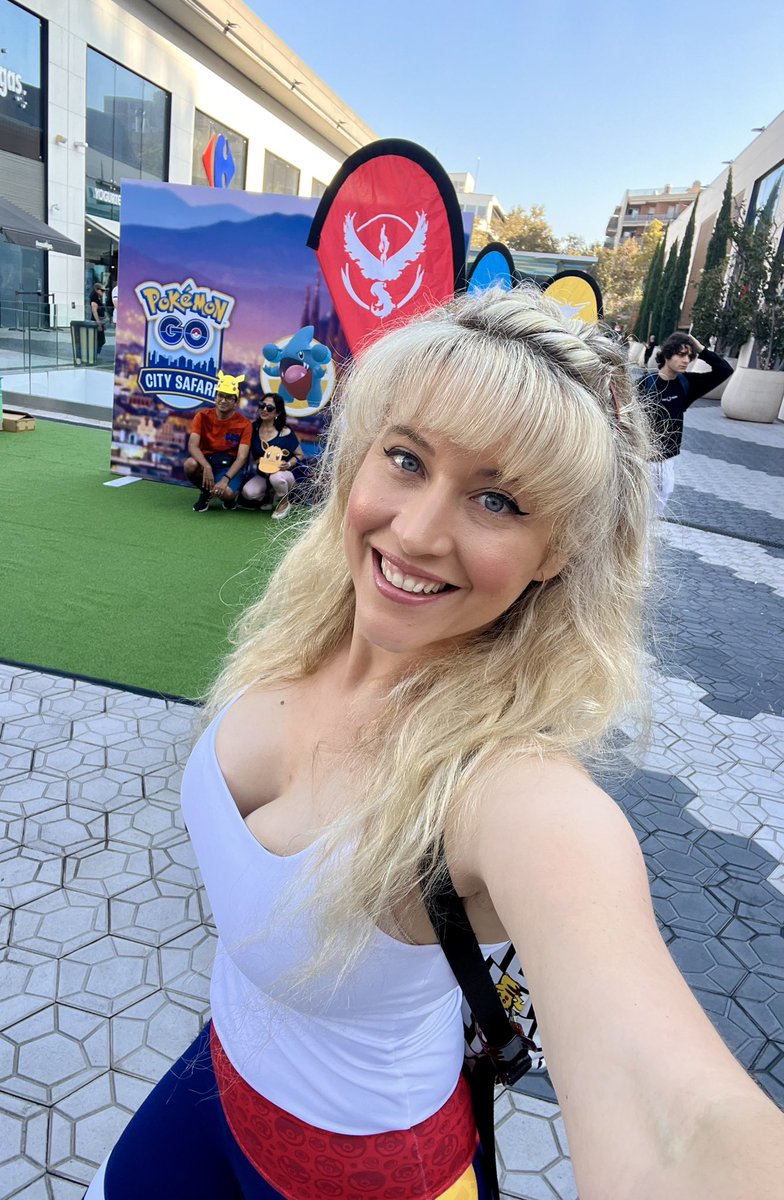 DAY 1 CITY SAFARI WAS A SUCCESS!!🤩
Awesome Day in Barcelona with the Pokémon GO community. Let’s do it all again tomorrow!! 💕🇪🇸✨🎉🤩

#PokemonGO #PokemonGOCitySafari #Barcelona #AlmostShiny #PokemonTogether