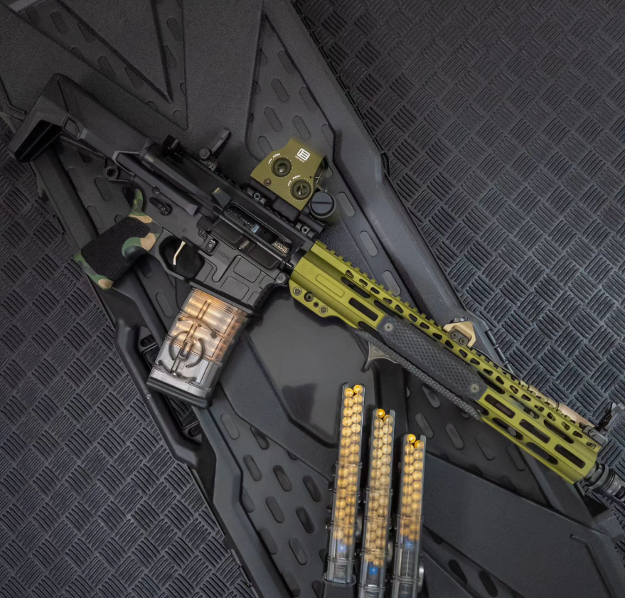 OpticsPlanet's tweet photo. 📸 by pistolero_aficionado on IG:
Its an OD Green kind of day!
#odggang #ogd #guns #gunfanatics #firearms #gunsofinstagram #gunsbadassery #eotech #radianweapons #clutchkinetic #reptiliacorp #scalarworks #etsgroup #railscales #unitytactical y #dailycustomguns #dailygundose https://t.co/GNoWv9XAbT