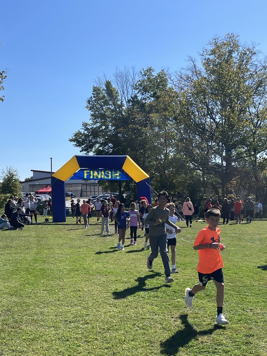 Mrs. Brond tweet media