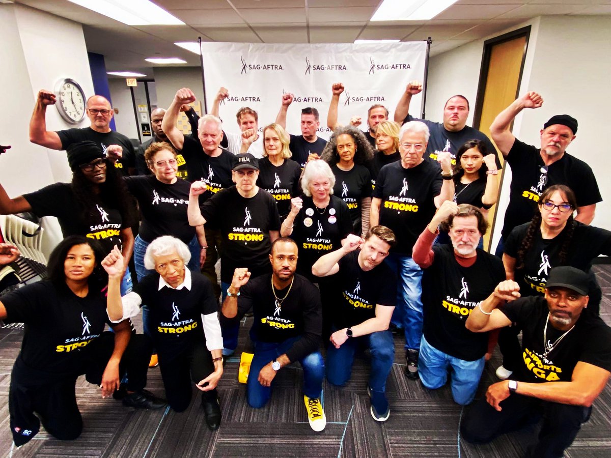 William C. Thompson tweet media