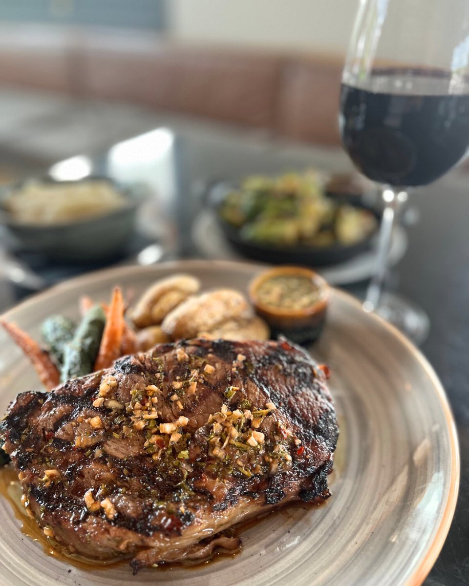 Our patio always has a breeze and is perfect for dinner and drinks! Visit us at The Canteen Bar and Grill in Century Square this weekend! canteenbarandgrill.com