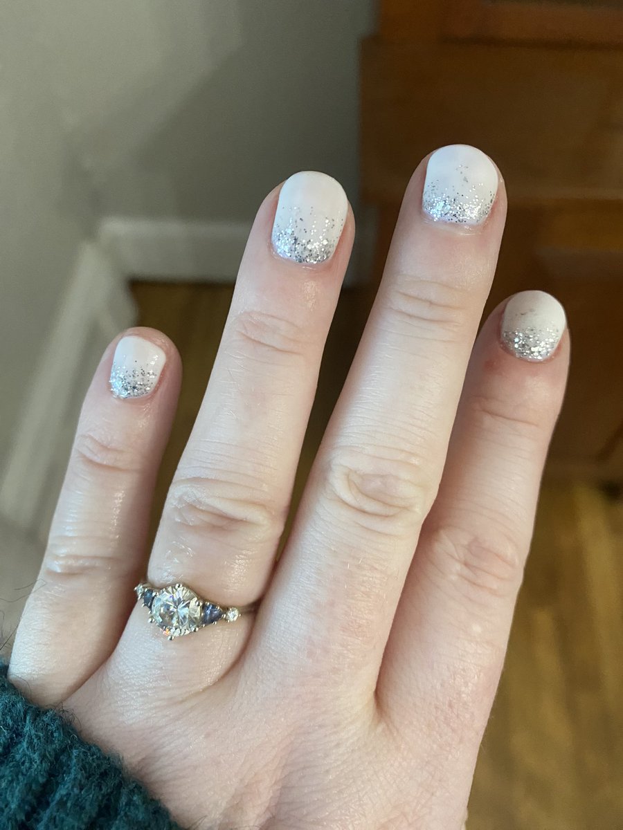 devonrocks08's tweet photo. It’s wedding weekend https://t.co/Qd9Iv4Gjvm